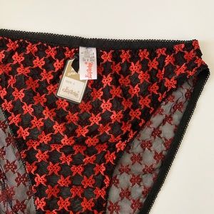 •| vintage high-waisted panties |•